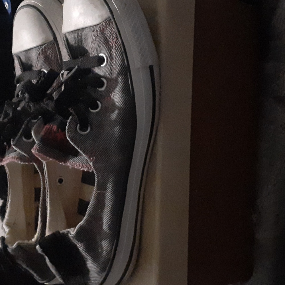 Converse - Picture 3 of 4